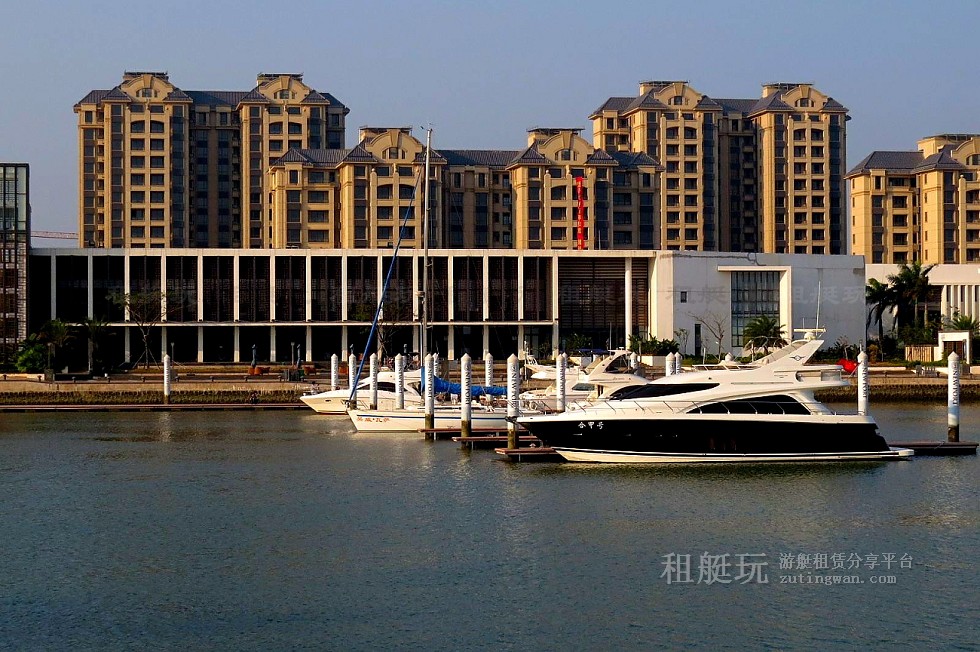 海南?？谛虏簫u國際游艇會